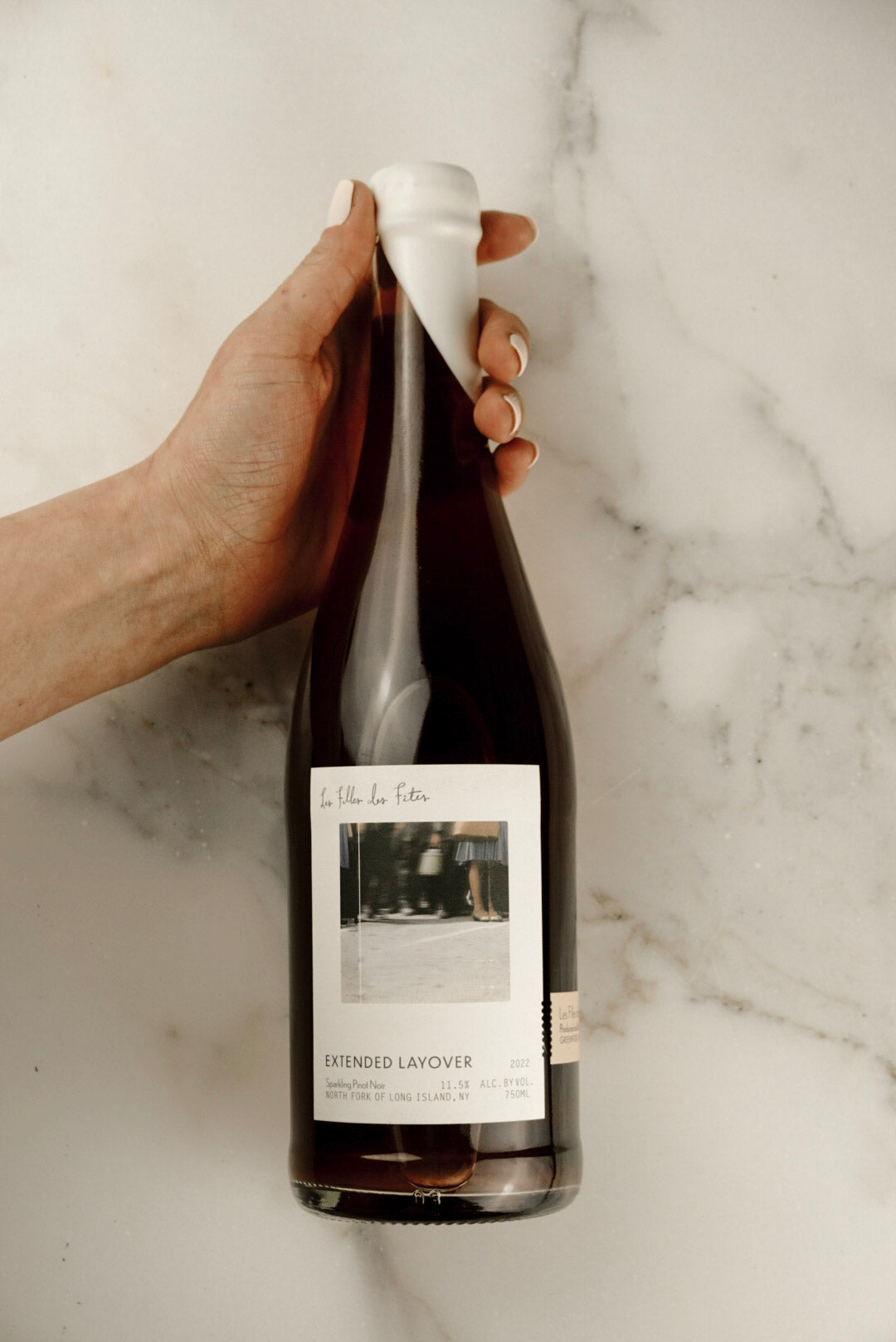 Les Filles Des Fetes Extended Layover Sparkling Pinot Noir (2022)